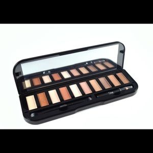 Mineral Eyeshadow Day Palette w/ eyeliner
